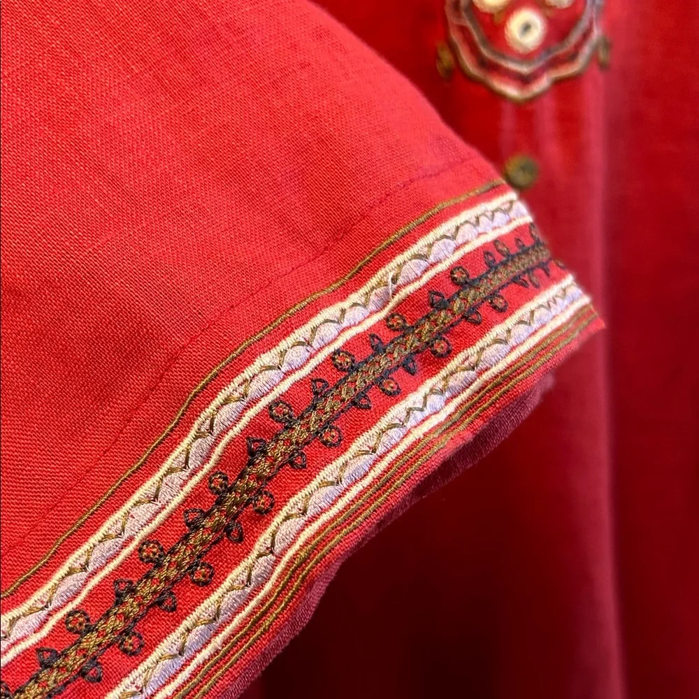 Vintage Embroidered Red Shirt - Picture 5 of 9